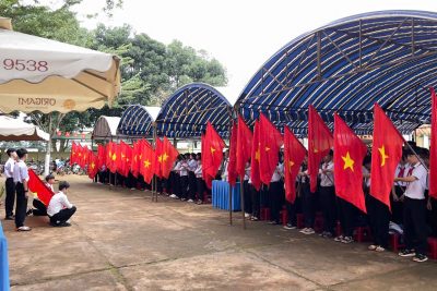 TRƯỜNG THCS NGUYỄN TRÃI TƯNG BỪNG TỔ CHỨC LỄ KHAI GIẢNG NĂM HỌC MỚI 2025 – 2026 GẮN LIỀN VỚI LỄ KỶ NIỆM 80 NĂM TRUYỀN THỐNG NGÀNH GIÁO DỤC
