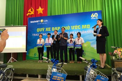LỄ TRAO TẶNG XE ĐẠP CHO HỌC SINH KHÓ KHĂN TRƯỜNG THCS NGUYỄN TRÃI, XÃ ĐẮK SONG